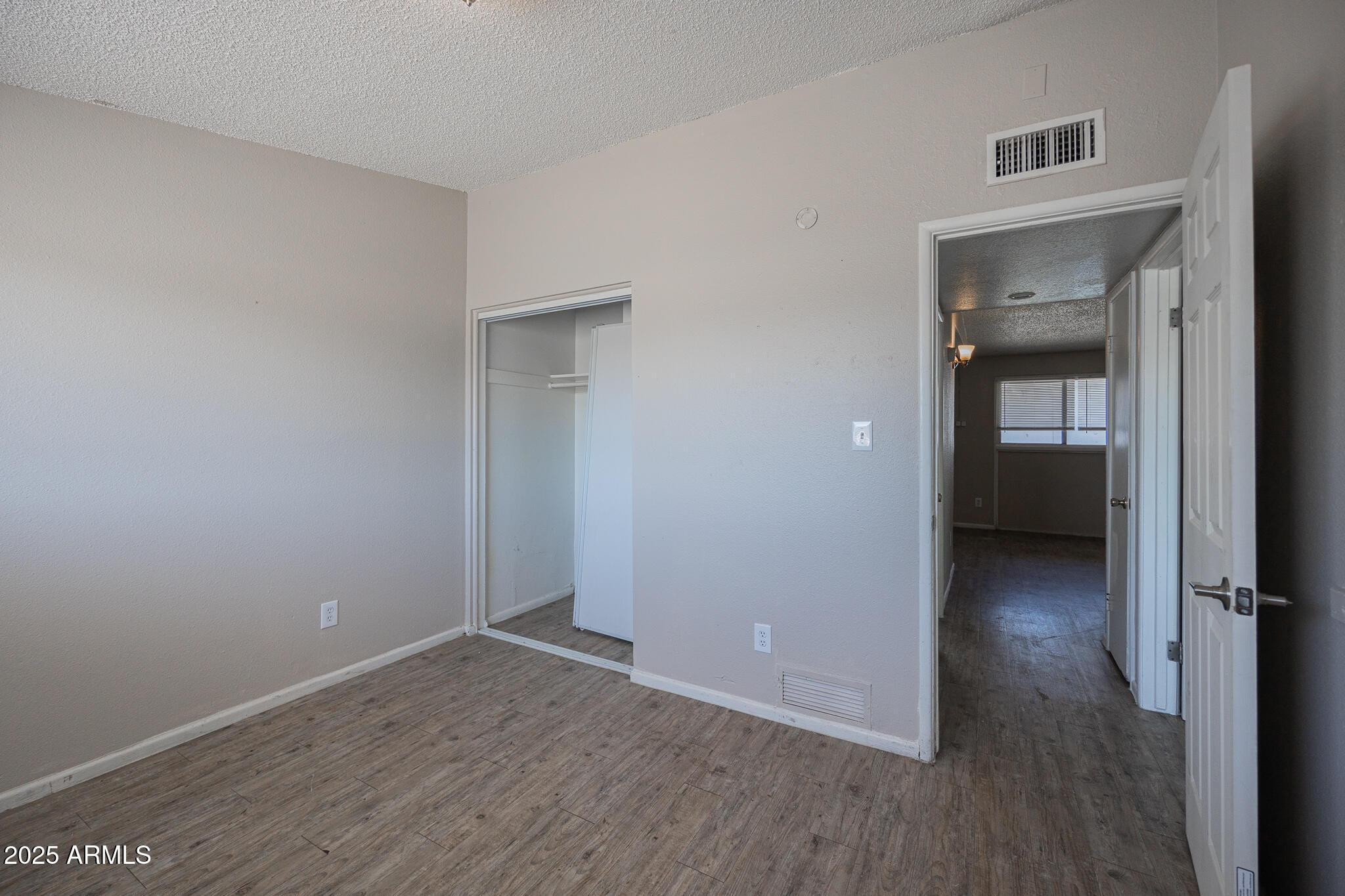 2139 West Devonshire Avenue, Unit 4 Phoenix, AZ 85015 - Photo 11 of 13 Photo #11