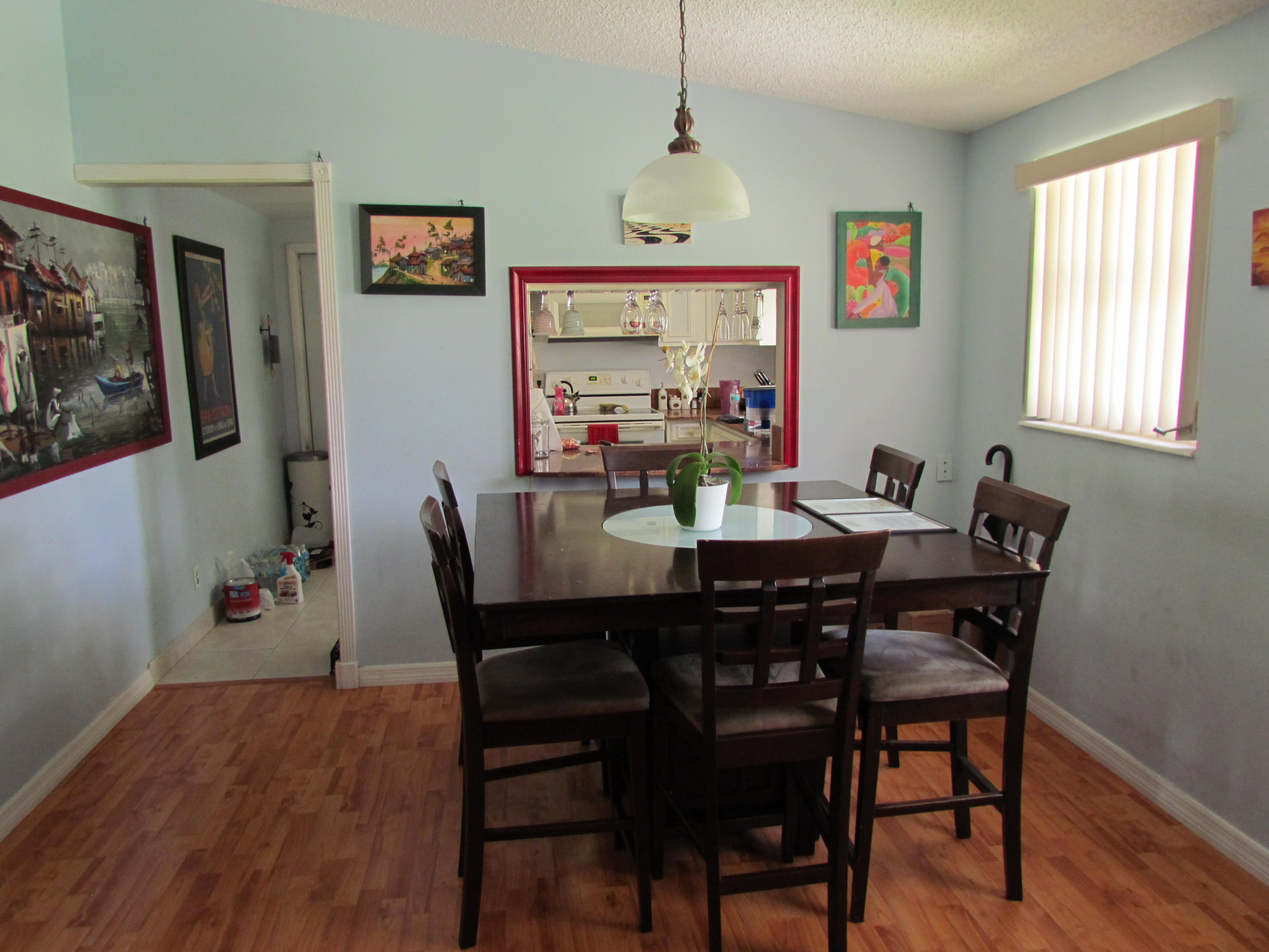 5324 Washington Road Delray Beach, FL 33484 - Photo 2 of 16 Dining area