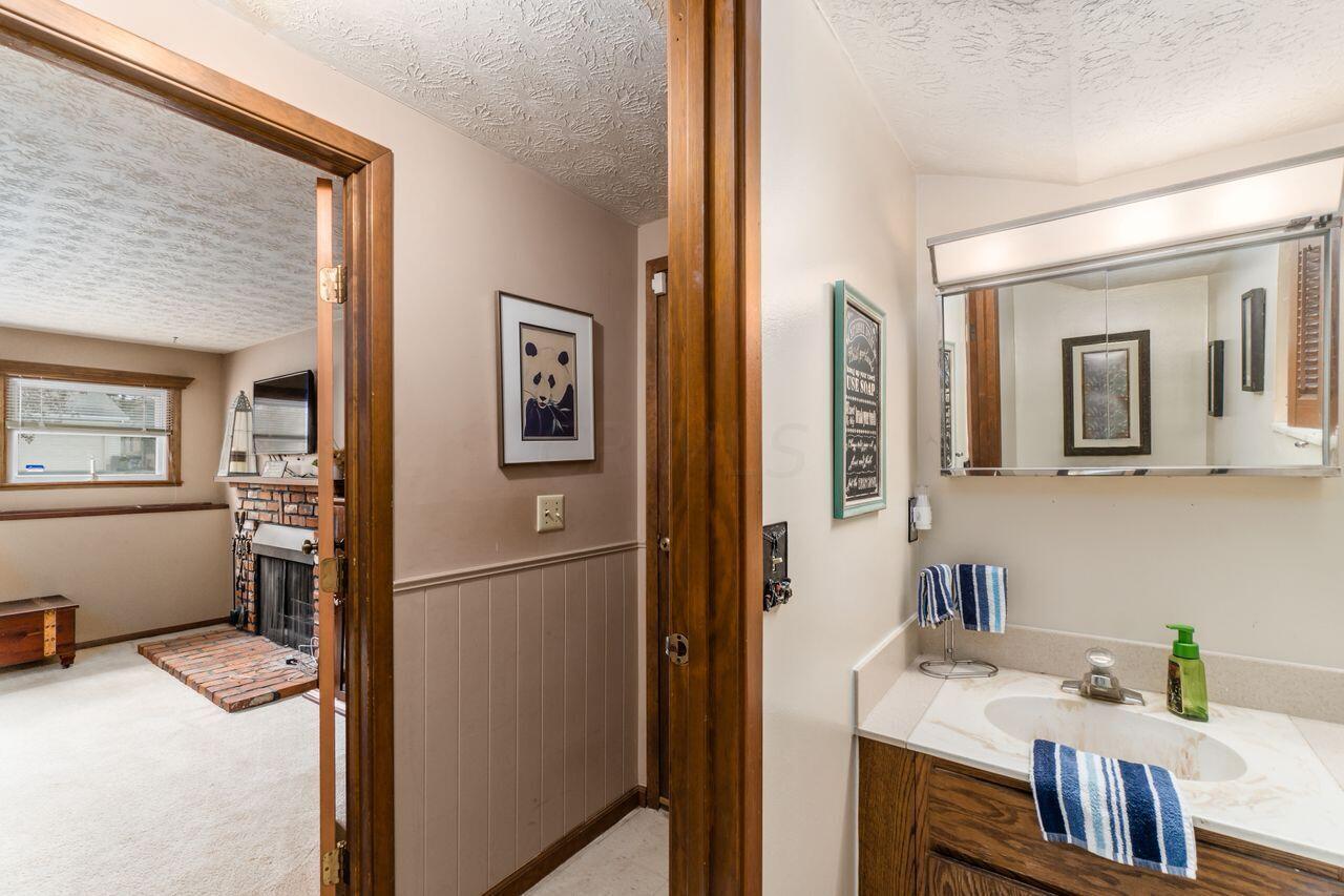 3151 Fontaine Road Columbus, OH 43232 - Photo 30 of 41 S_-_3151_Fontaine_Rd_-_100