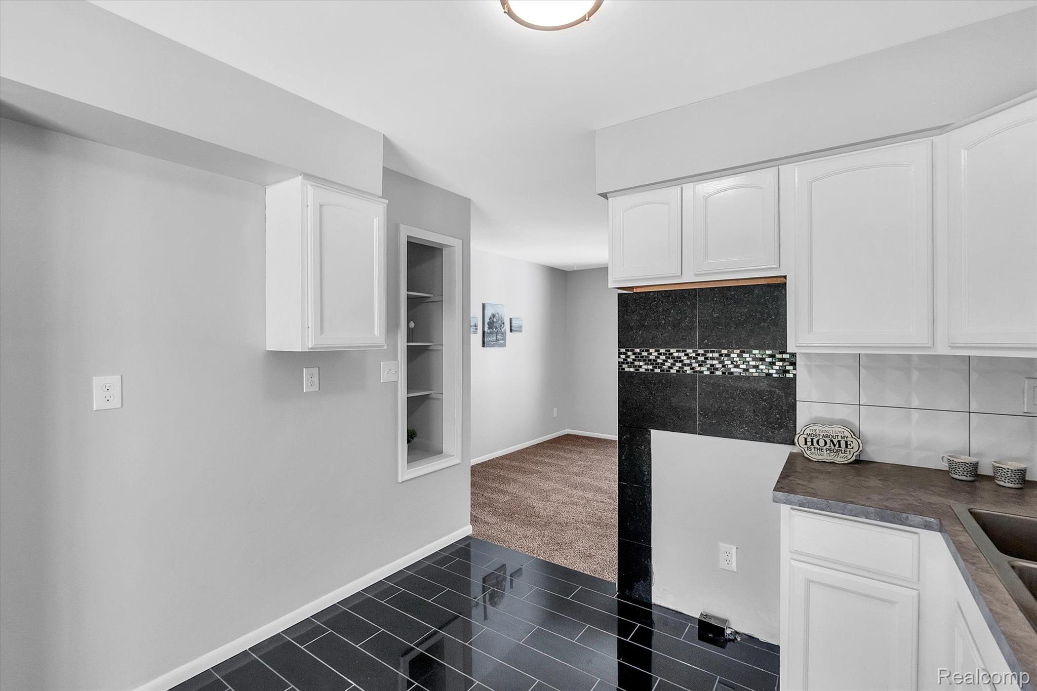 7315 East Carpenter Road Davison, MI 48423 - Photo 10 of 39 Gallery Image 10