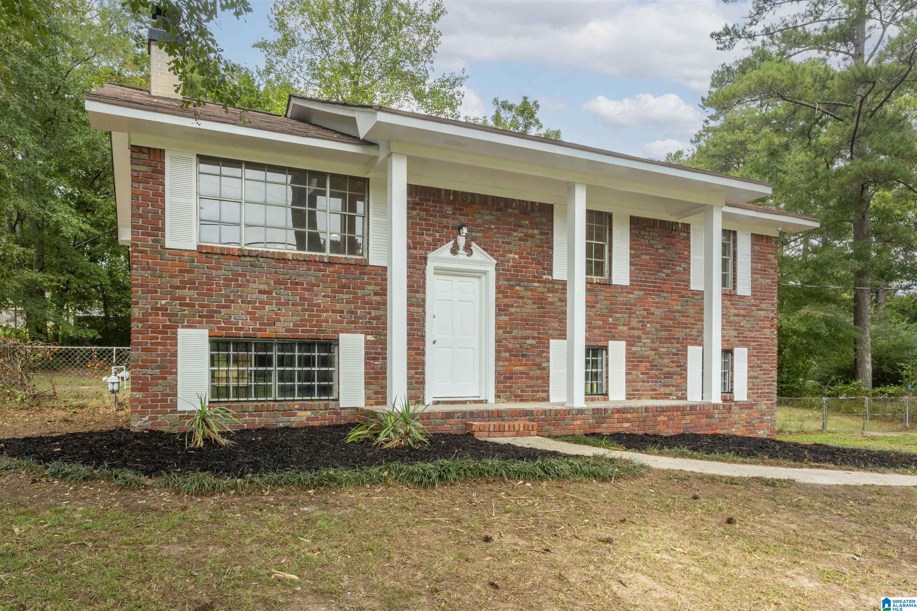 1008 Union Grove Road Adamsville, AL 35005 - Photo 4 of 45
