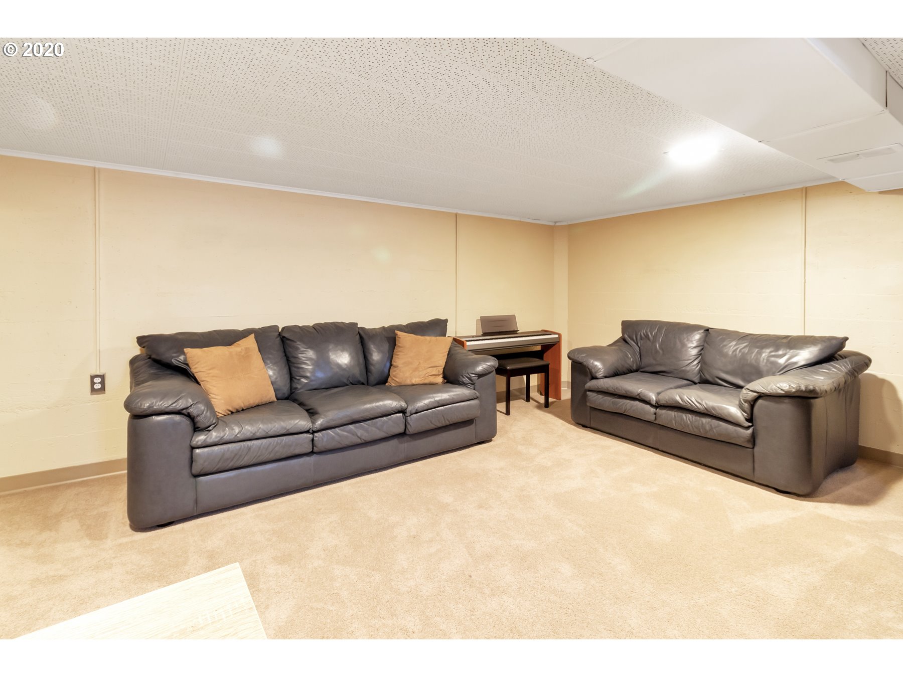 3315 Northeast Rosa Parks Way Portland, OR 97211 - Photo 19 of 26 Gallery Image 19