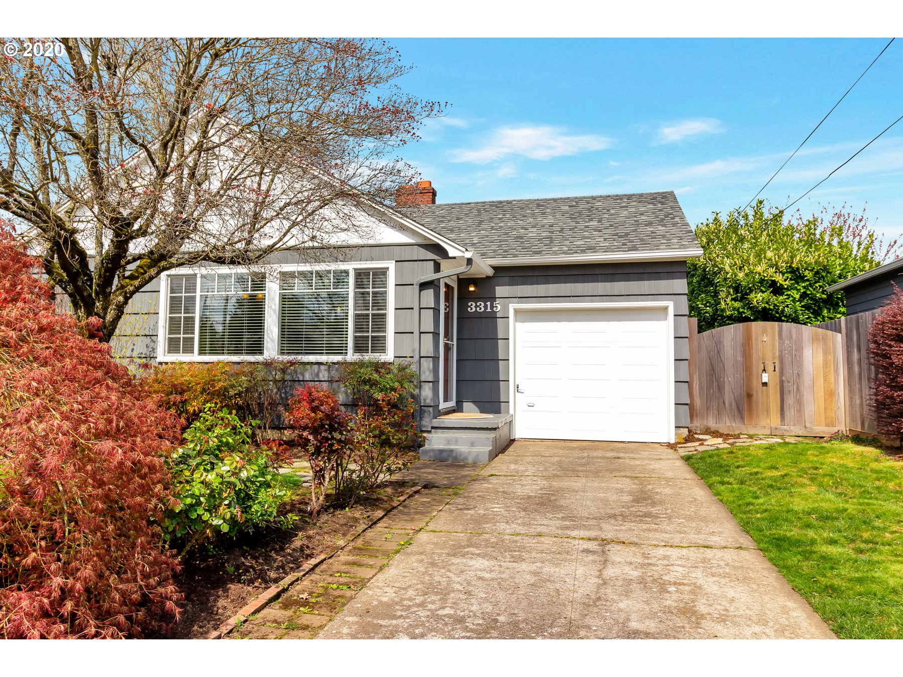 3315 Northeast Rosa Parks Way Portland, OR 97211 - Photo 2 of 26 Gallery Image 2