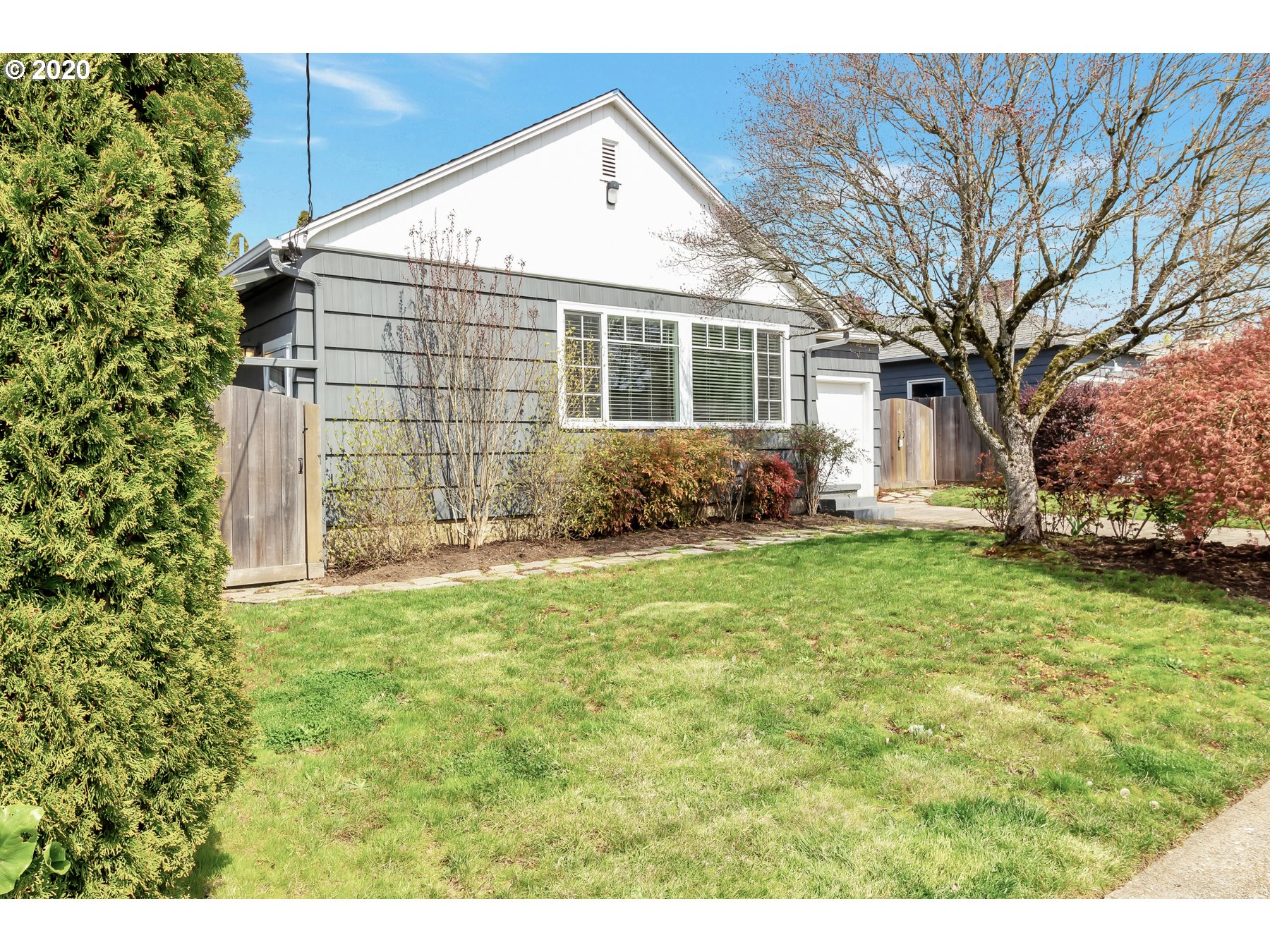 3315 Northeast Rosa Parks Way Portland, OR 97211 - Photo 3 of 26 Gallery Image 3