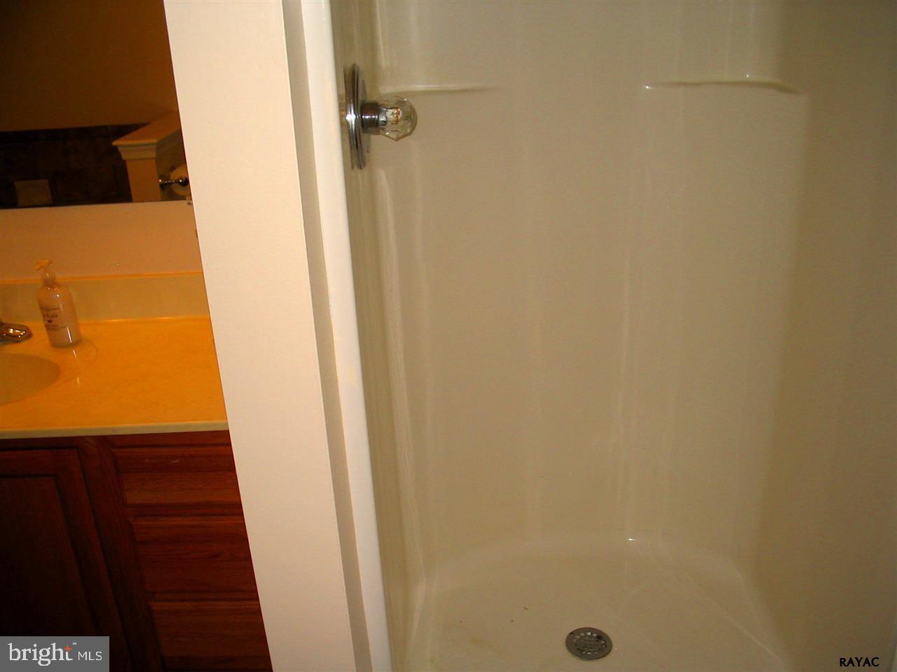 3115 Sundial Road Dover, PA 17315 - Photo 12 of 29 Gallery Image 12