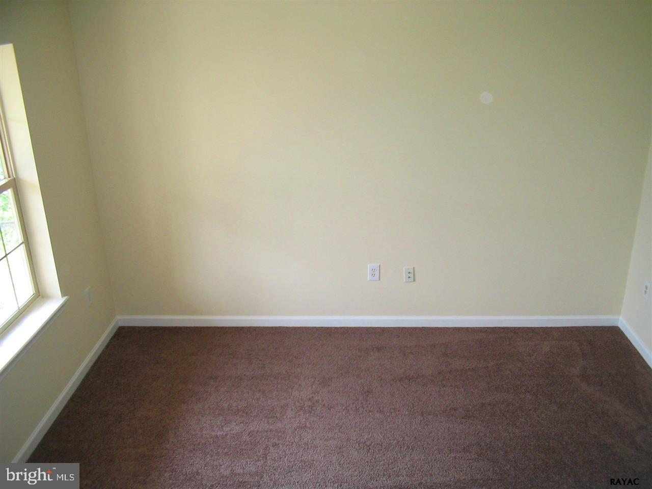 3115 Sundial Road Dover, PA 17315 - Photo 14 of 29 Gallery Image 14