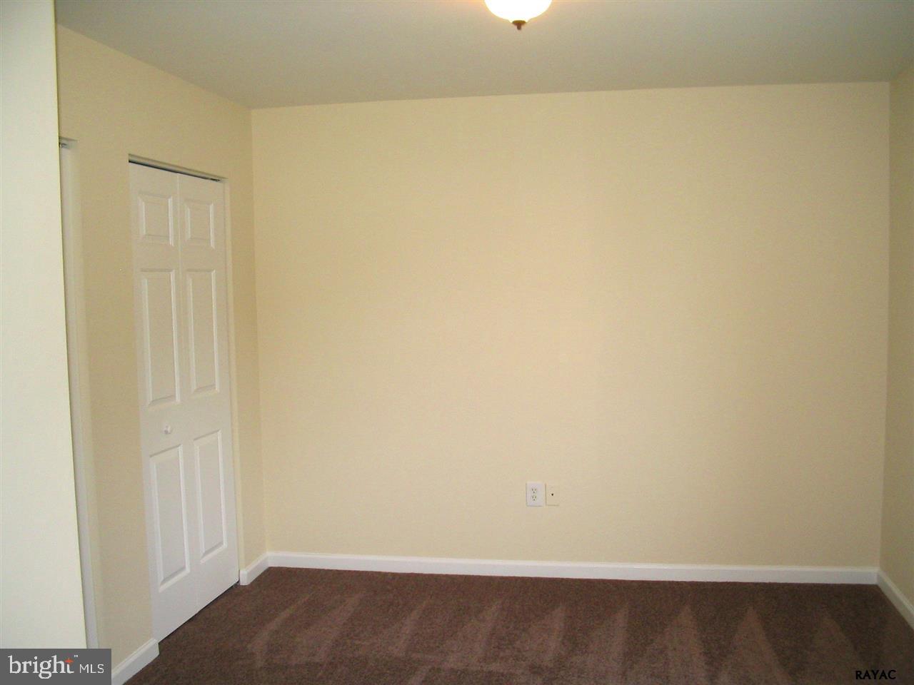 3115 Sundial Road Dover, PA 17315 - Photo 17 of 29 Gallery Image 17