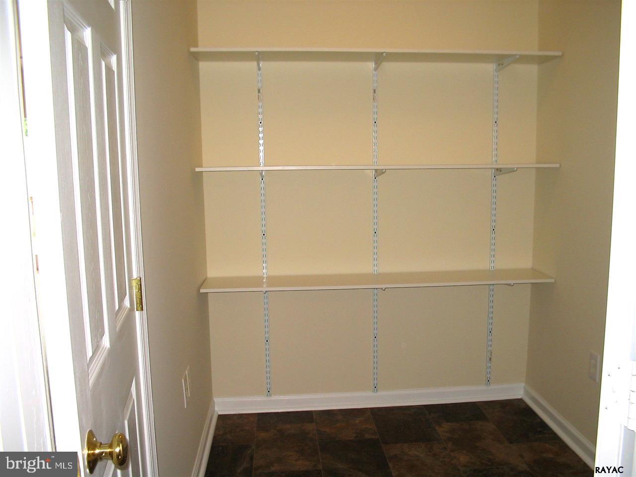 3115 Sundial Road Dover, PA 17315 - Photo 20 of 29 Gallery Image 20
