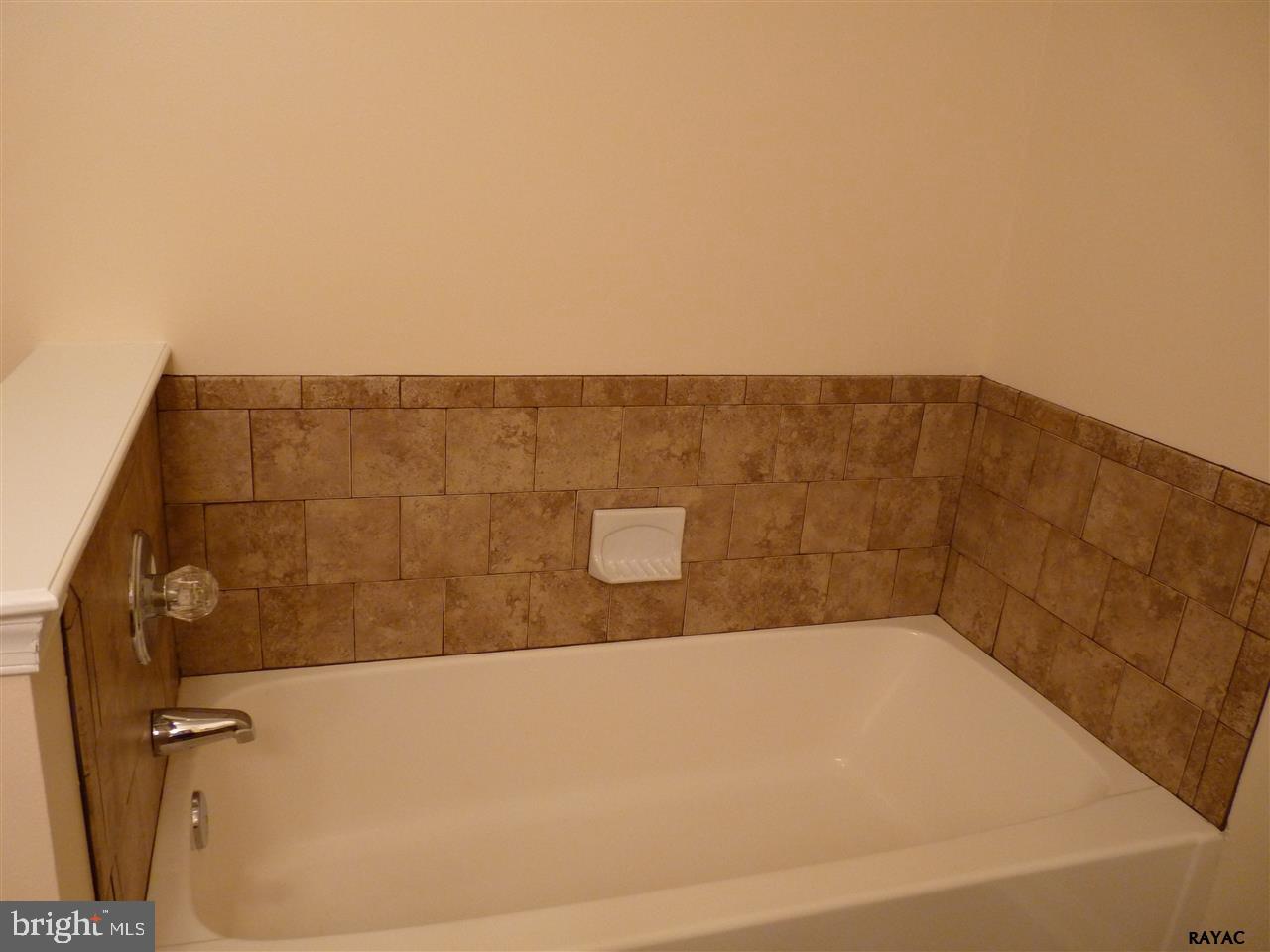 3115 Sundial Road Dover, PA 17315 - Photo 27 of 29 Gallery Image 27