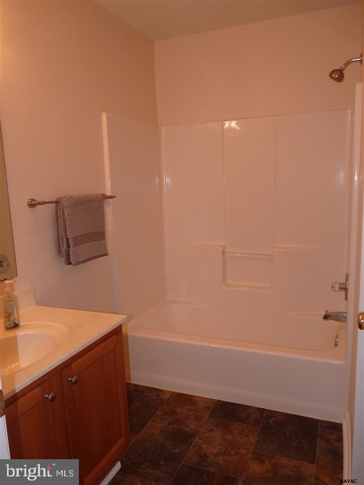 3115 Sundial Road Dover, PA 17315 - Photo 28 of 29 Gallery Image 28