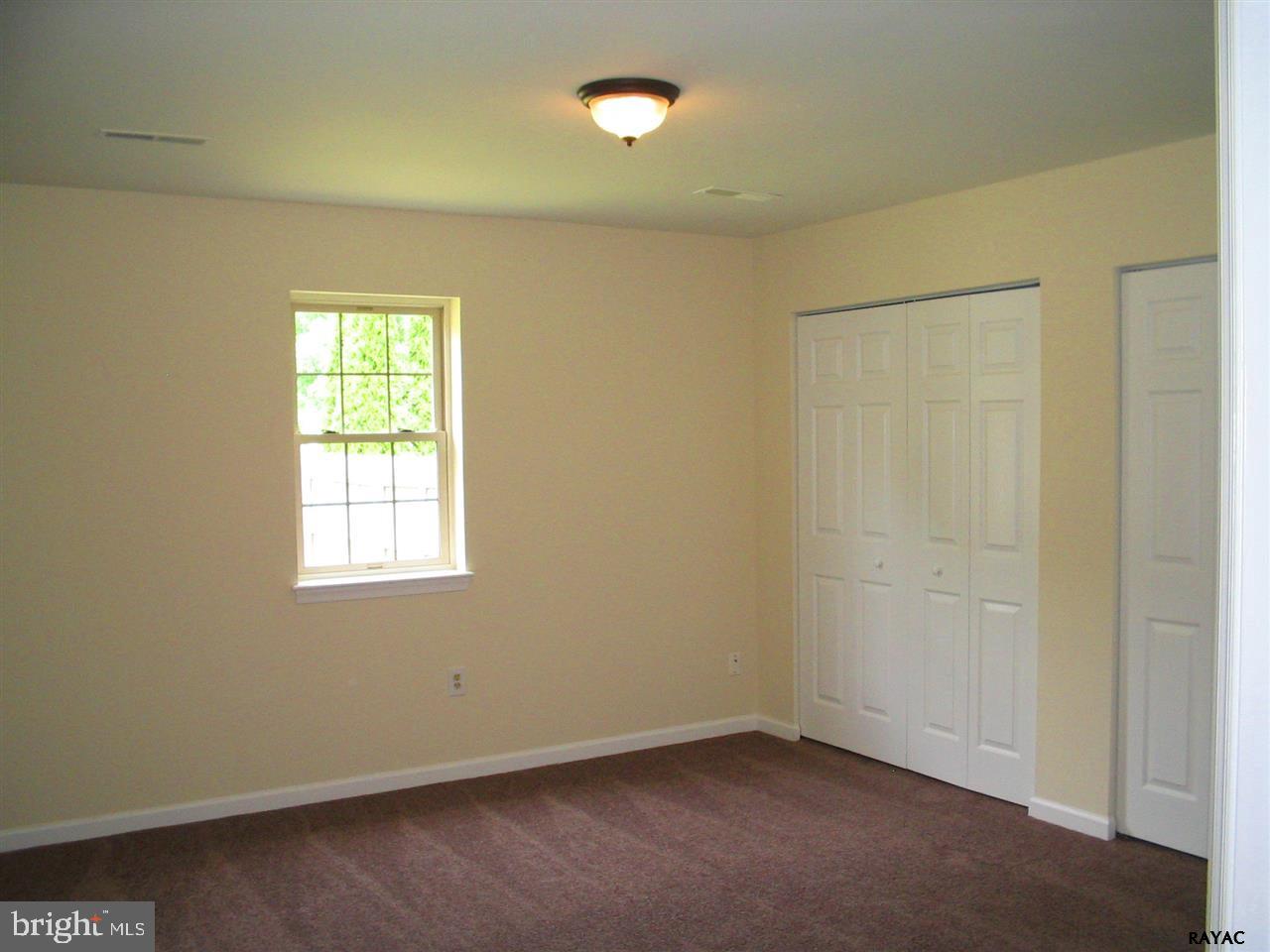 3115 Sundial Road Dover, PA 17315 - Photo 9 of 29 Gallery Image 9