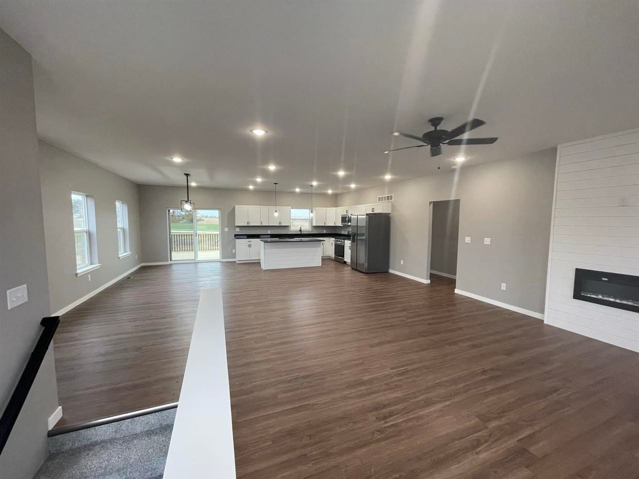 109 Cherry Lane Riverside, IA 52327 - Photo 4 of 15 Gallery Image 4