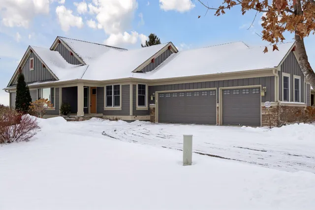 $725,000 | 1336 Palisade Path, Woodbury, MN 55129