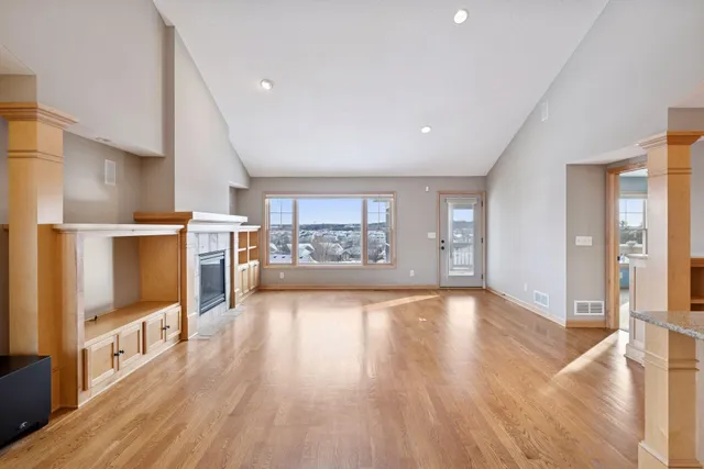 $725,000 | 1336 Palisade Path, Woodbury, MN 55129