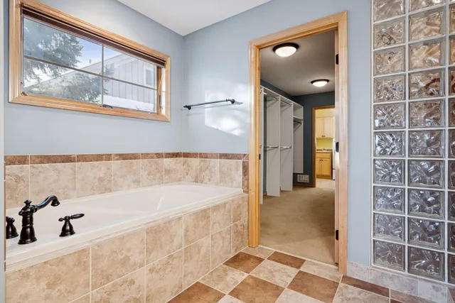 $725,000 | 1336 Palisade Path, Woodbury, MN 55129