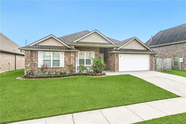 $350,000 | 1061 Burgess Drive, Marrero, LA 70072