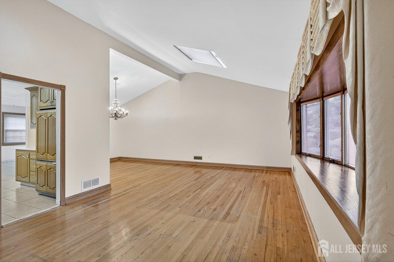 24 Gage Road East Brunswick, NJ 08816 - Photo 8 of 36 Gallery Image 8
