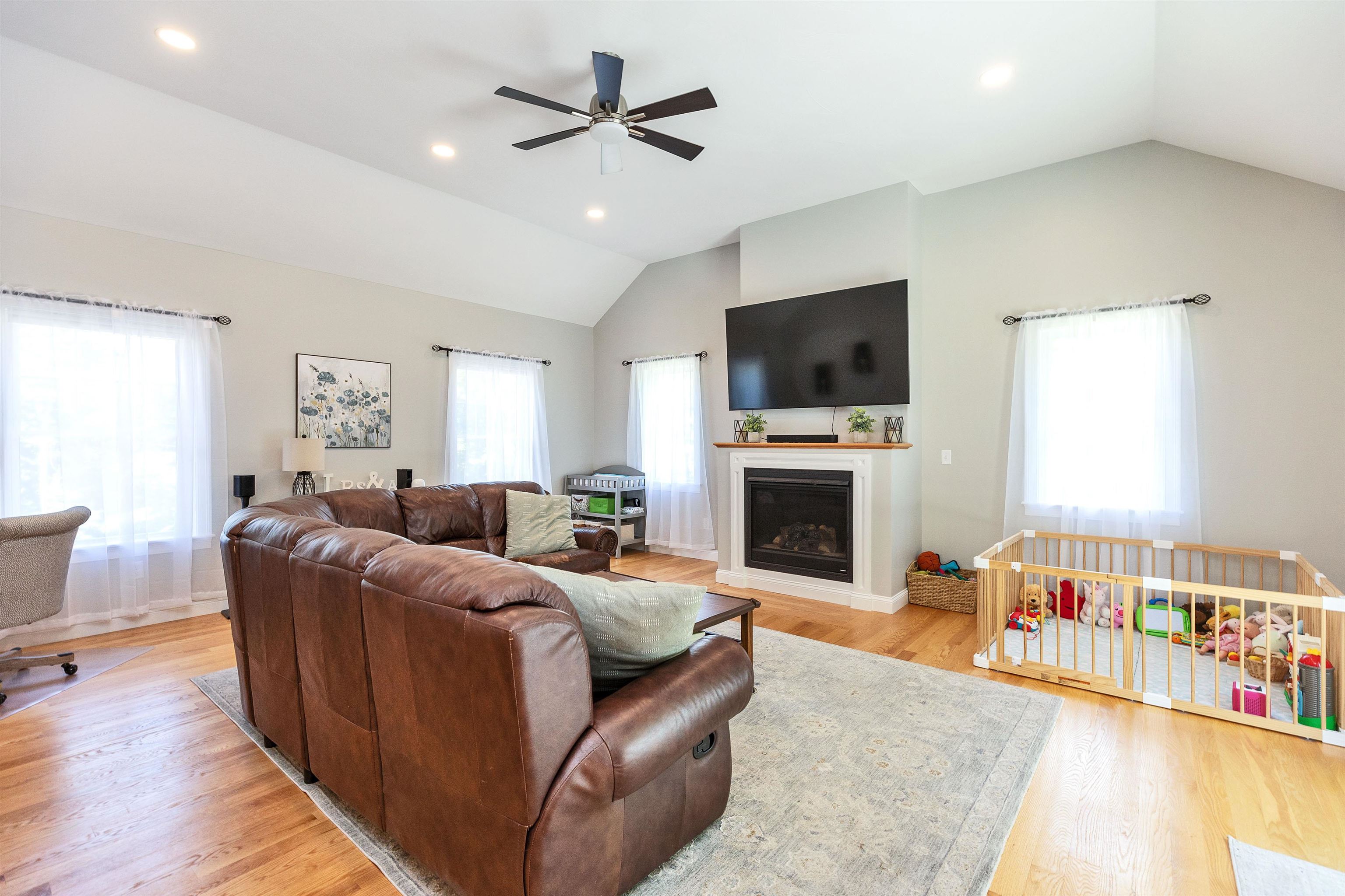 15 Pigeon Hill Road Brookline, NH 03033 - Photo 22 of 59