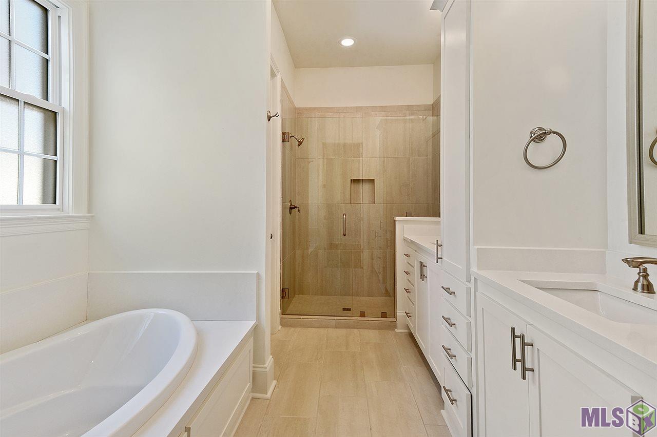 5301 North Pointer Court Baton Rouge, LA 70808 - Photo 11 of 30 Gallery Image 11