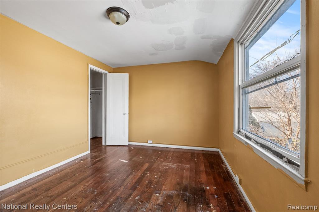 21771-21773 Moross Road Grosse Pointe, MI 48236 - Photo 8 of 14