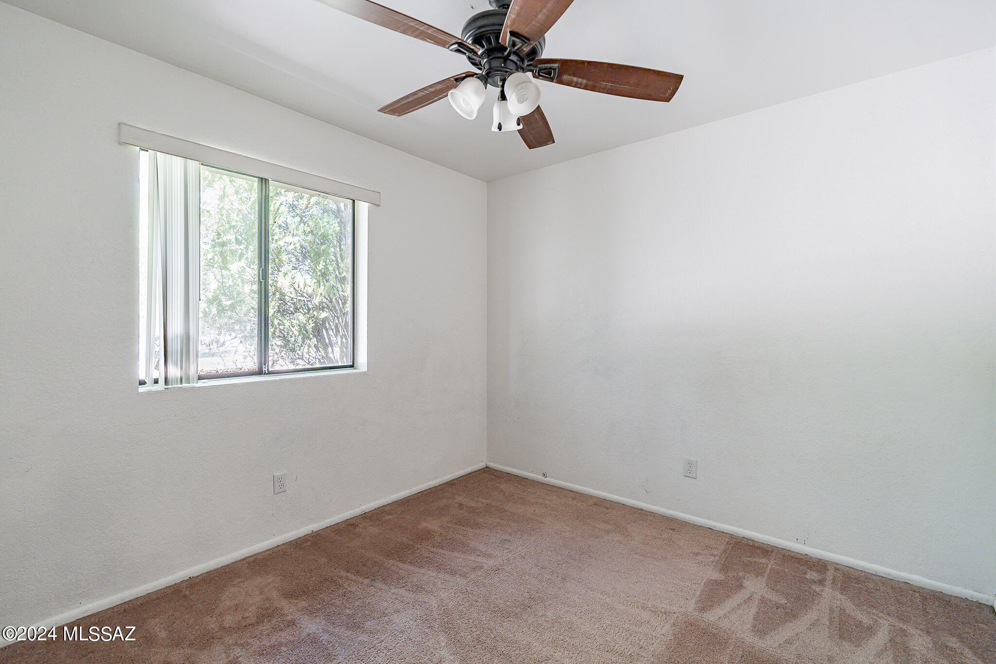 209 Círculo Silva Rio Rico, AZ 85648 - Photo 14 of 21 Gallery Image 14