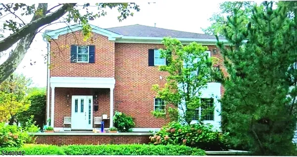 $949,000 | 199 Amboy Avenue, Unit 199D, Metuchen, NJ 08840