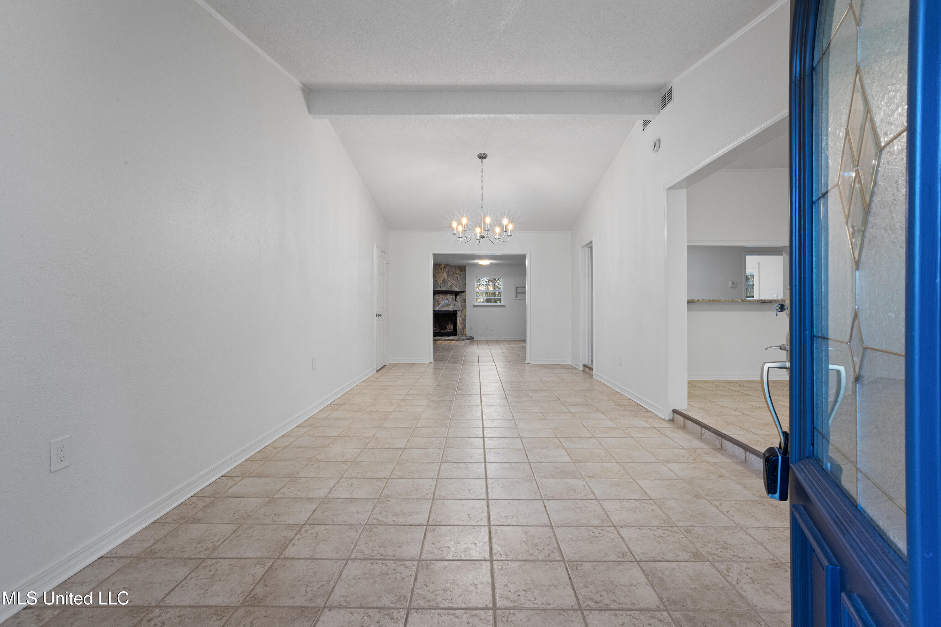 5808 Ridge Road Ocean Springs, MS 39564 - Photo 5 of 40 0005