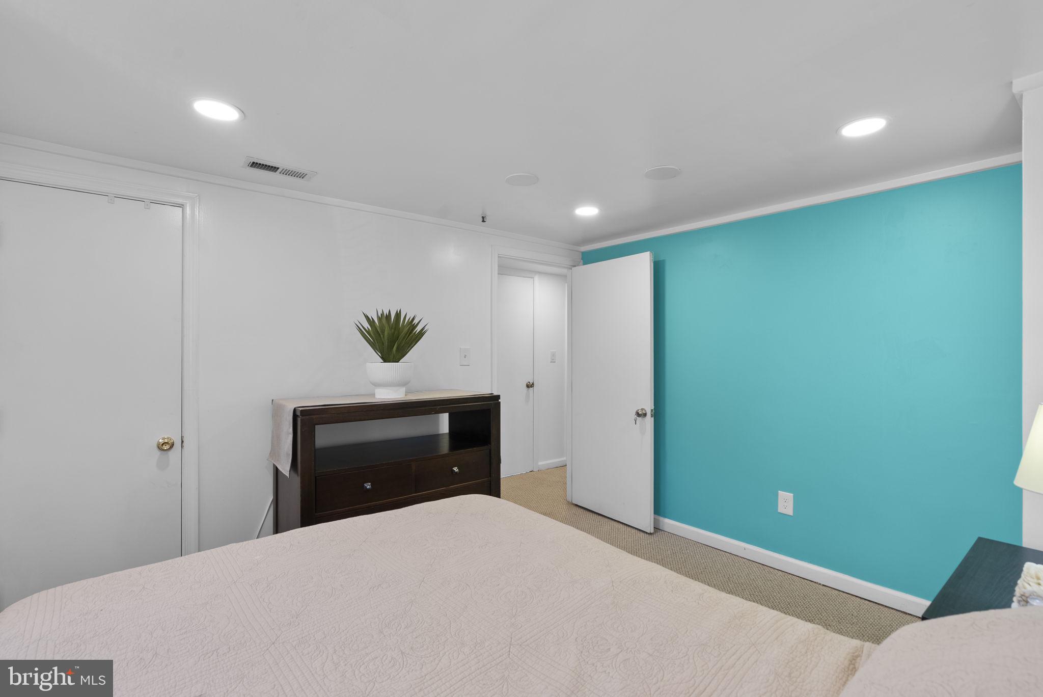11905 Dewey Road Silver Spring, MD 20906 - Photo 21 of 31 Bedroom 2