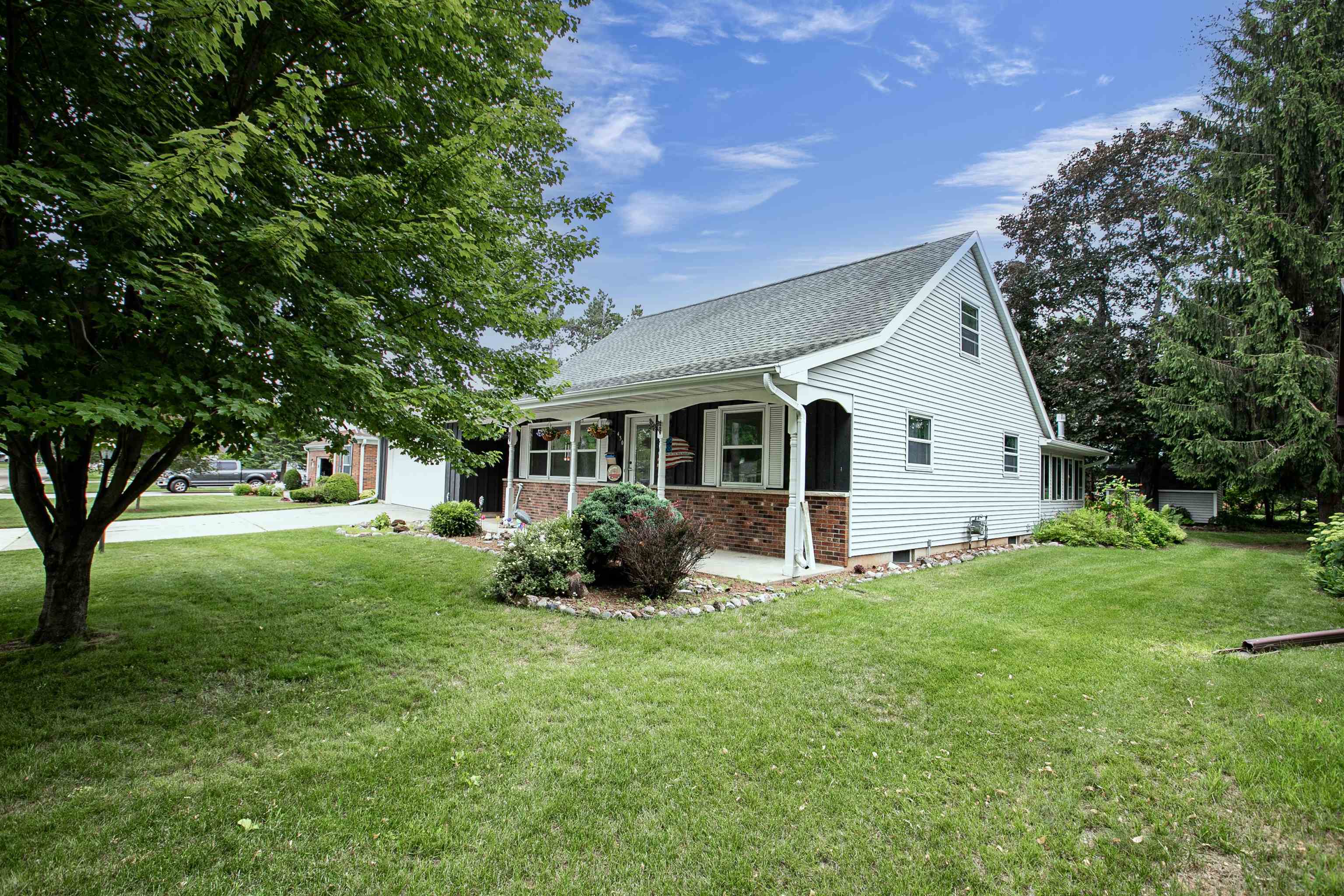 430 Fairview Way Shawano, WI 54166 - Photo 4 of 49