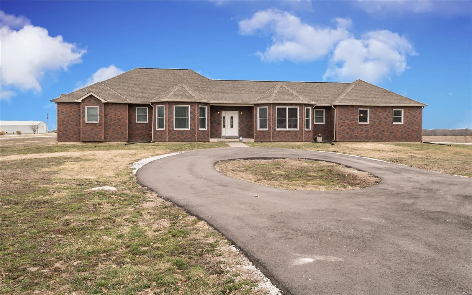 2190 Flatwoods Road O'Fallon, MO 63366 - Photo 2 of 28 Gallery Image 2