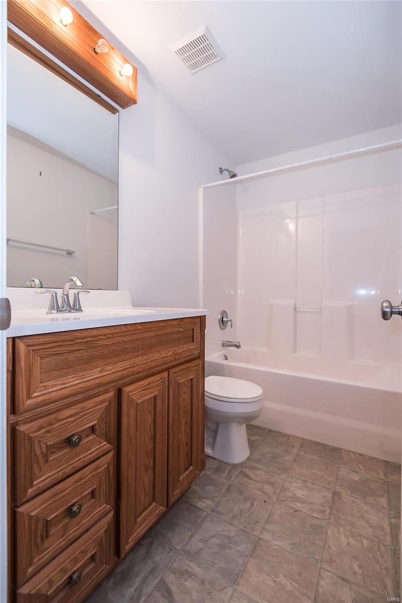 2190 Flatwoods Road O'Fallon, MO 63366 - Photo 26 of 28 Gallery Image 26