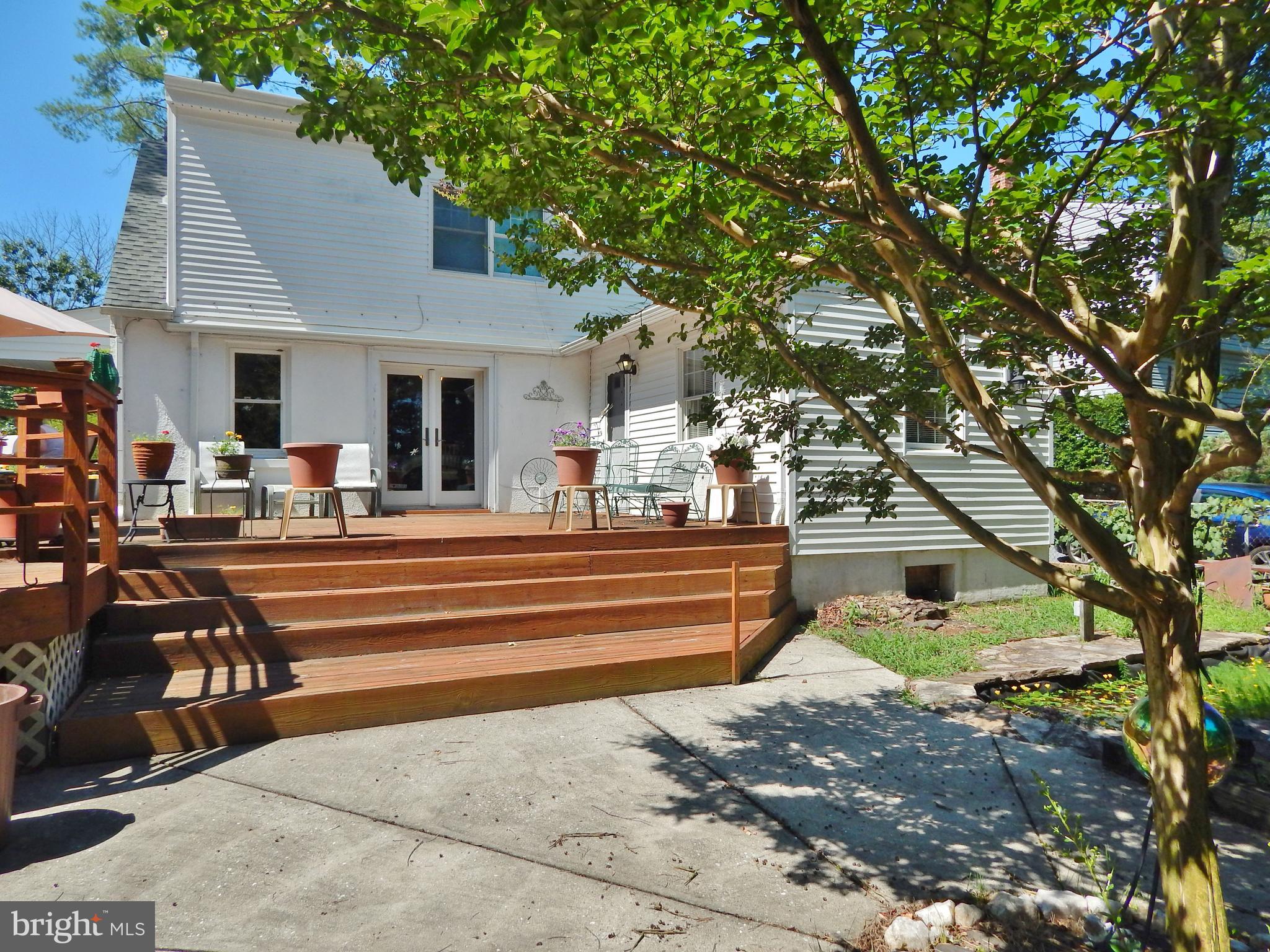 7314 Castlemoor Road Baltimore, MD 21244 - Photo 5 of 39 Deck leads to Patio