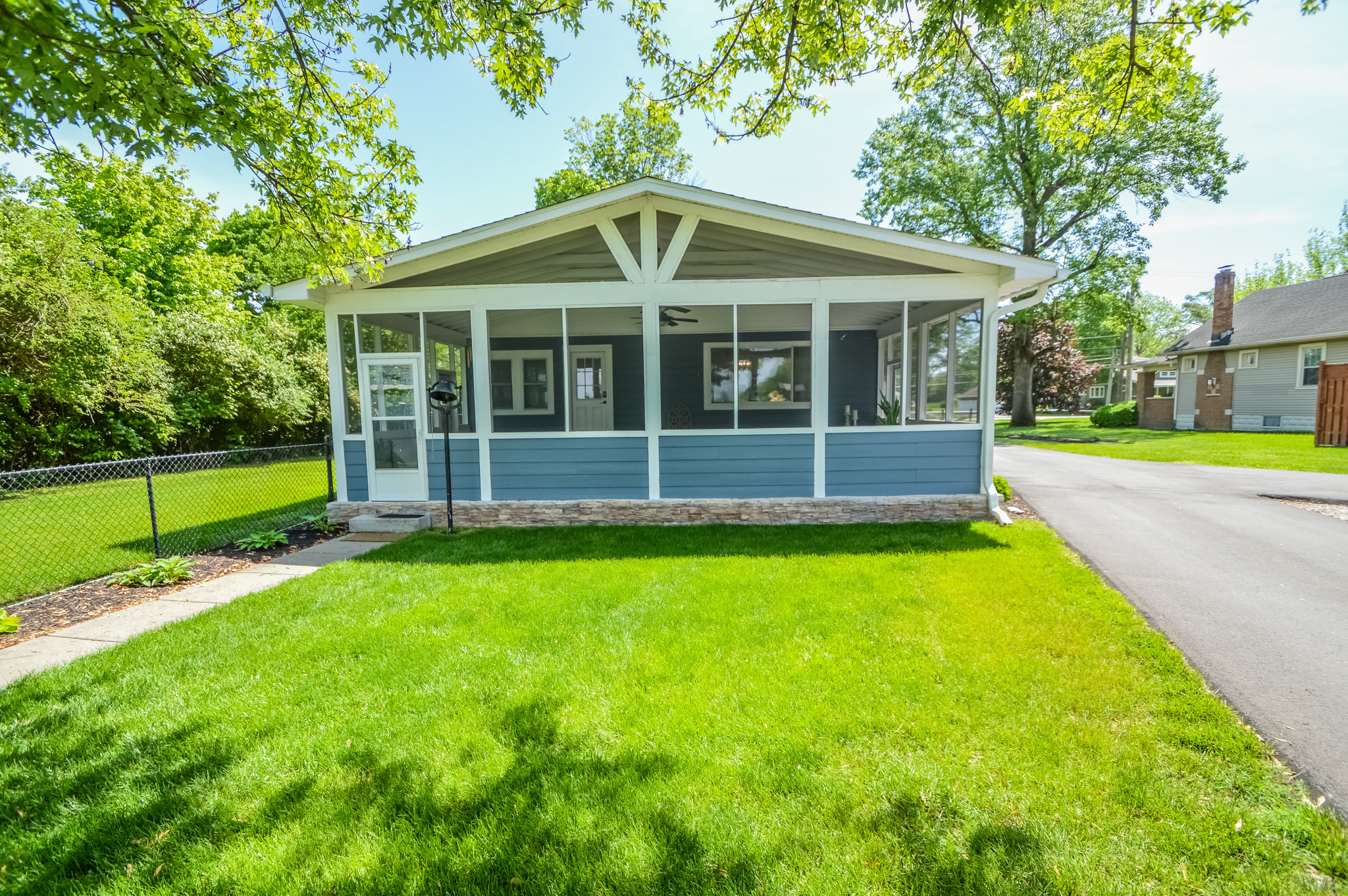 3216 Five Points Road Indianapolis, IN 46239 - Photo 8 of 81