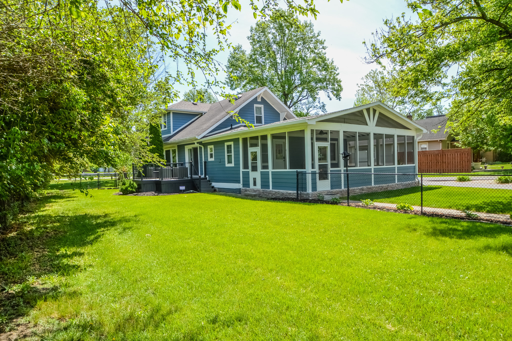 3216 Five Points Road Indianapolis, IN 46239 - Photo 9 of 81