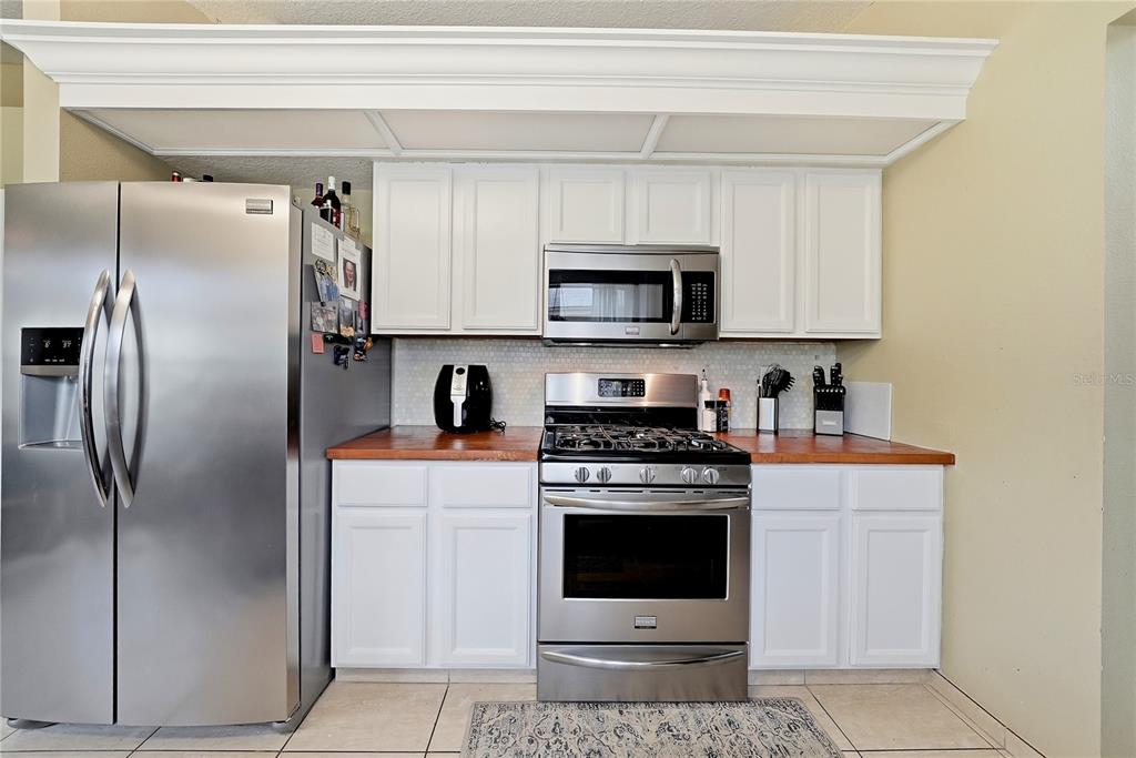 2012 Bridgehampton Place Brandon, FL 33511 - Photo 11 of 32 Gallery Image 11