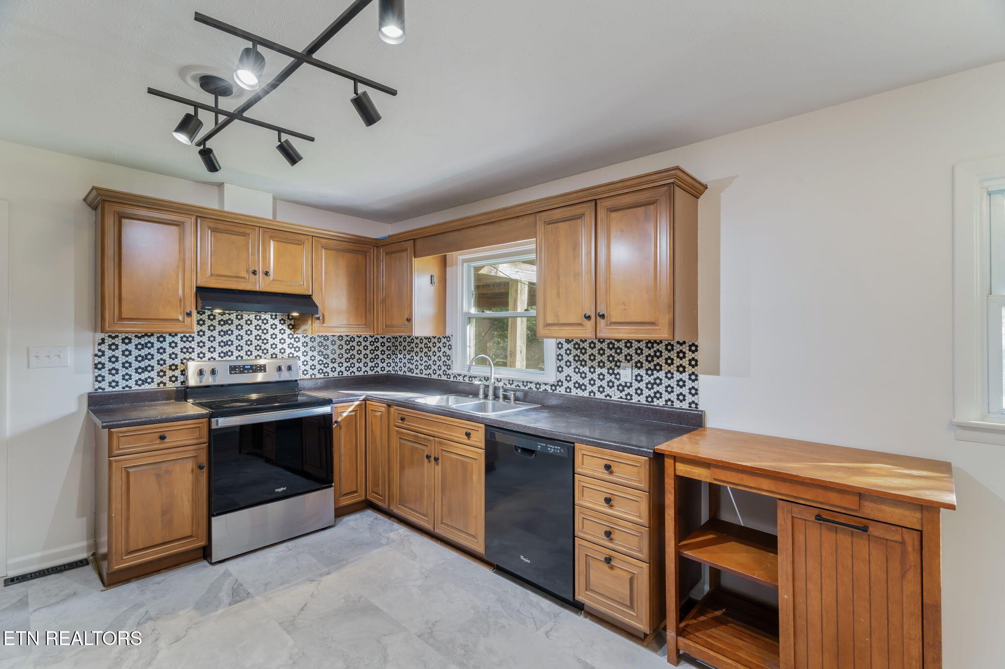 6624 Candy Lane Knoxville, TN 37920 - Photo 16 of 48 Gallery Image 16