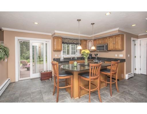4 Racoon Lane Sandwich, MA 02644 - Photo 4 of 30 Gallery Image 4