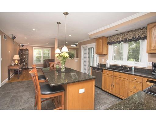 4 Racoon Lane Sandwich, MA 02644 - Photo 5 of 30 Gallery Image 5