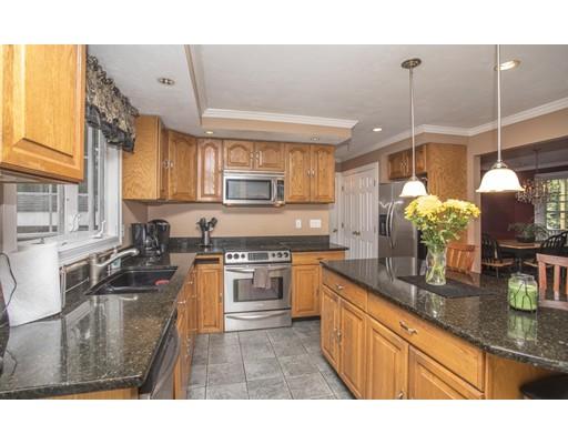 4 Racoon Lane Sandwich, MA 02644 - Photo 6 of 30 Gallery Image 6