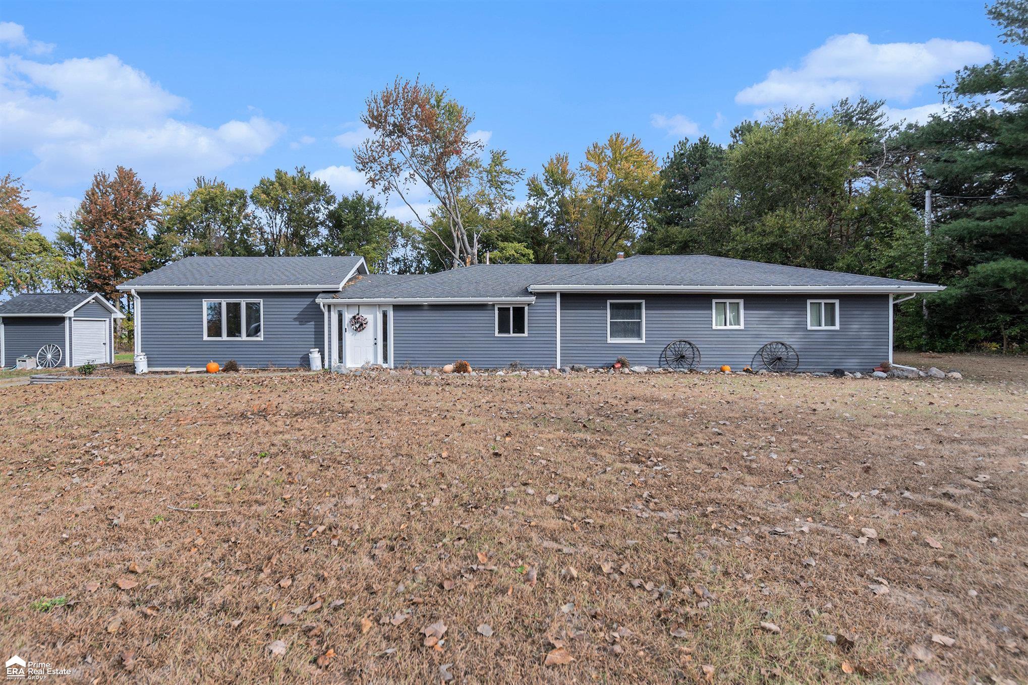 10130 Fergus Road St. Charles, MI 48655 - Photo 6 of 30 50157822-c0cff40b-7197-4b21-80e5-2861bd2616e0.JPG