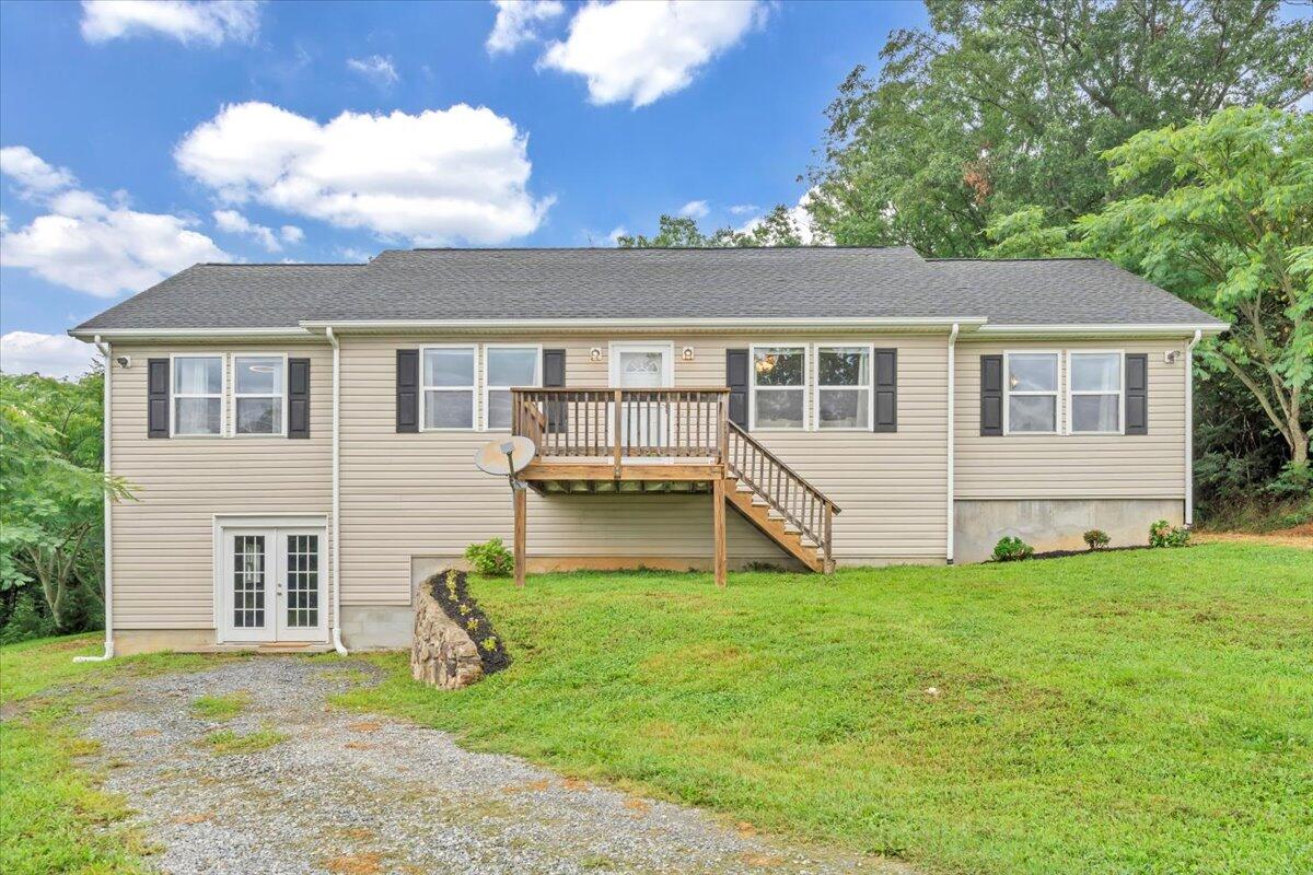 150 Sleepy Hollow Road Buchanan, VA 24066 - Photo 1 of 23 01-MIB06533