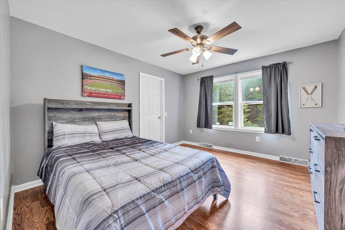 150 Sleepy Hollow Road Buchanan, VA 24066 - Photo 16 of 23 27-MIB06491