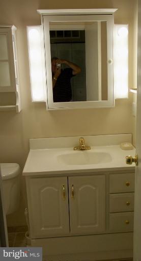 6149 L Edsall Road, Unit 6149 Alexandria, VA 22304 - Photo 3 of 12 Bath (Master)