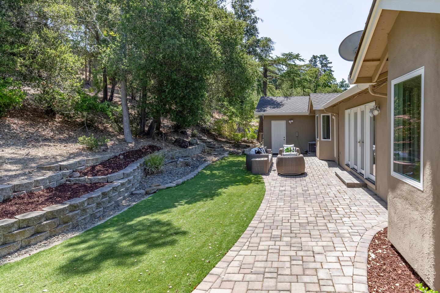 12882 Viscaino Road Los Altos Hills, CA 94022 - Photo 39 of 52
