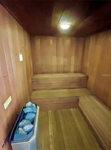 $1,750 | 2981 Bonaventure Circle, Unit 201, Palm Harbor, FL 34684