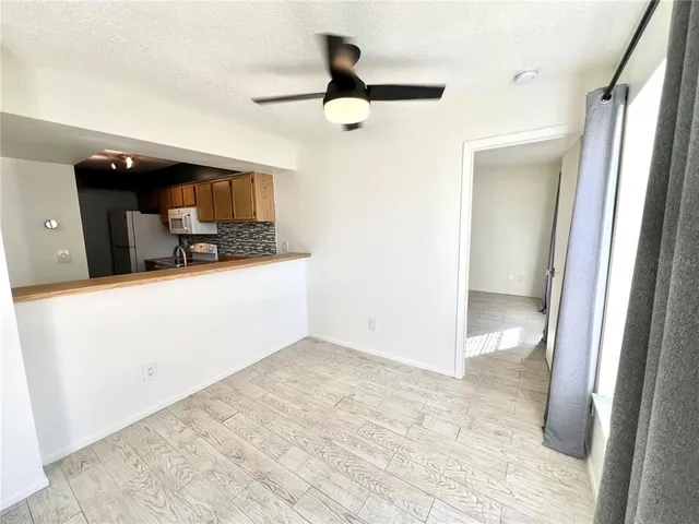 $1,750 | 2981 Bonaventure Circle, Unit 201, Palm Harbor, FL 34684