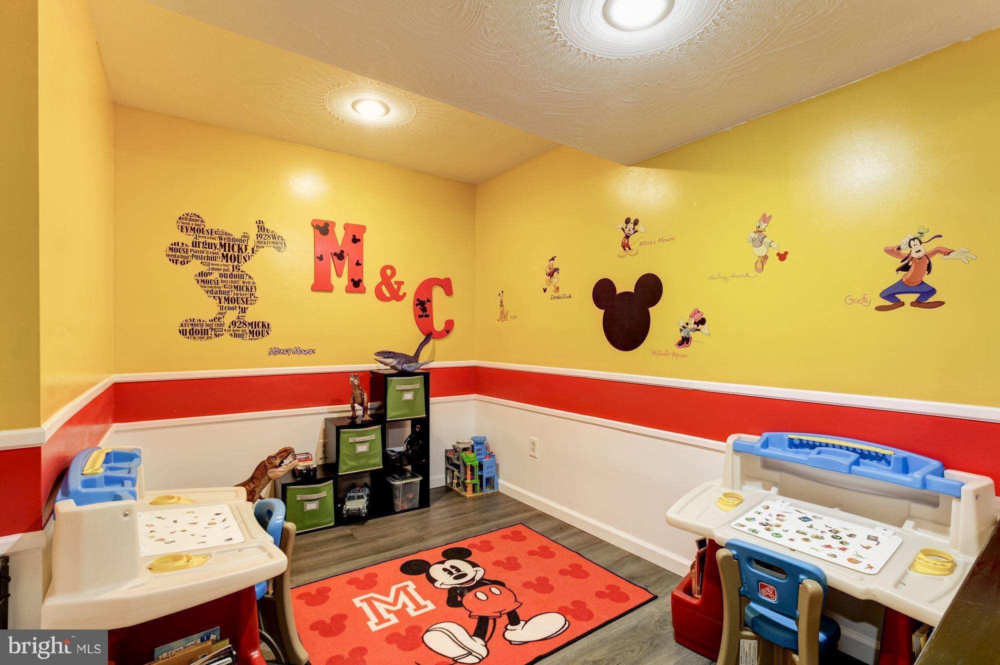 3453 Brookhaven Road Pasadena, MD 21122 - Photo 35 of 43 Kid's Game Room