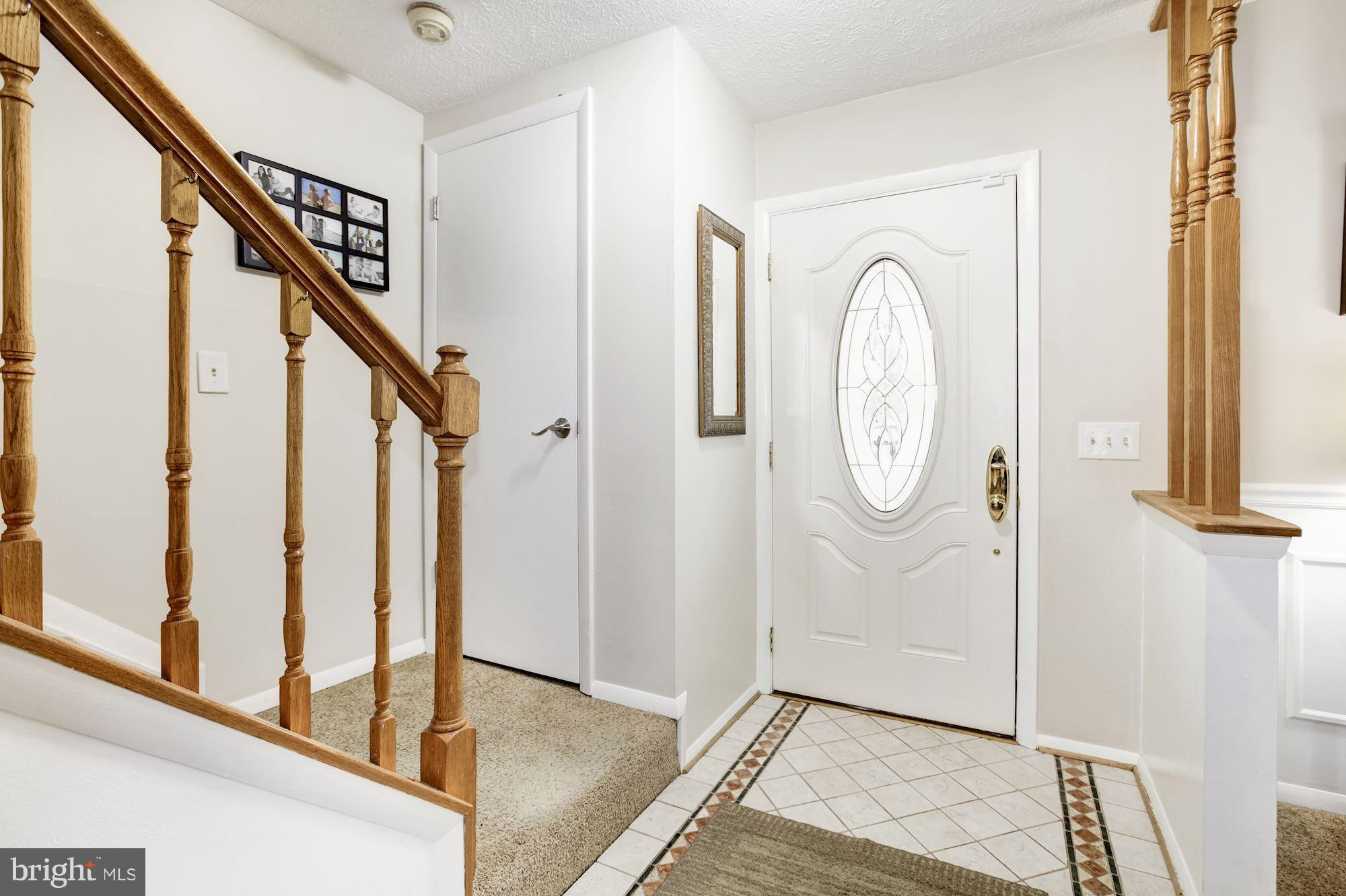 3453 Brookhaven Road Pasadena, MD 21122 - Photo 6 of 43 Foyer