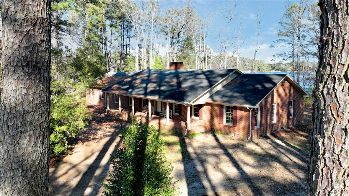 302 Glebe Spring Lane Yorktown, VA 23693 - Photo 3 of 34 Gallery Image 3