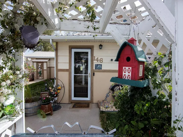 $399,000 | 146 South Sherman Street, Byers, CO 80103